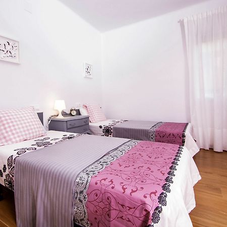 Sea & Wave Don Cristian Apartment Malaga Bagian luar foto