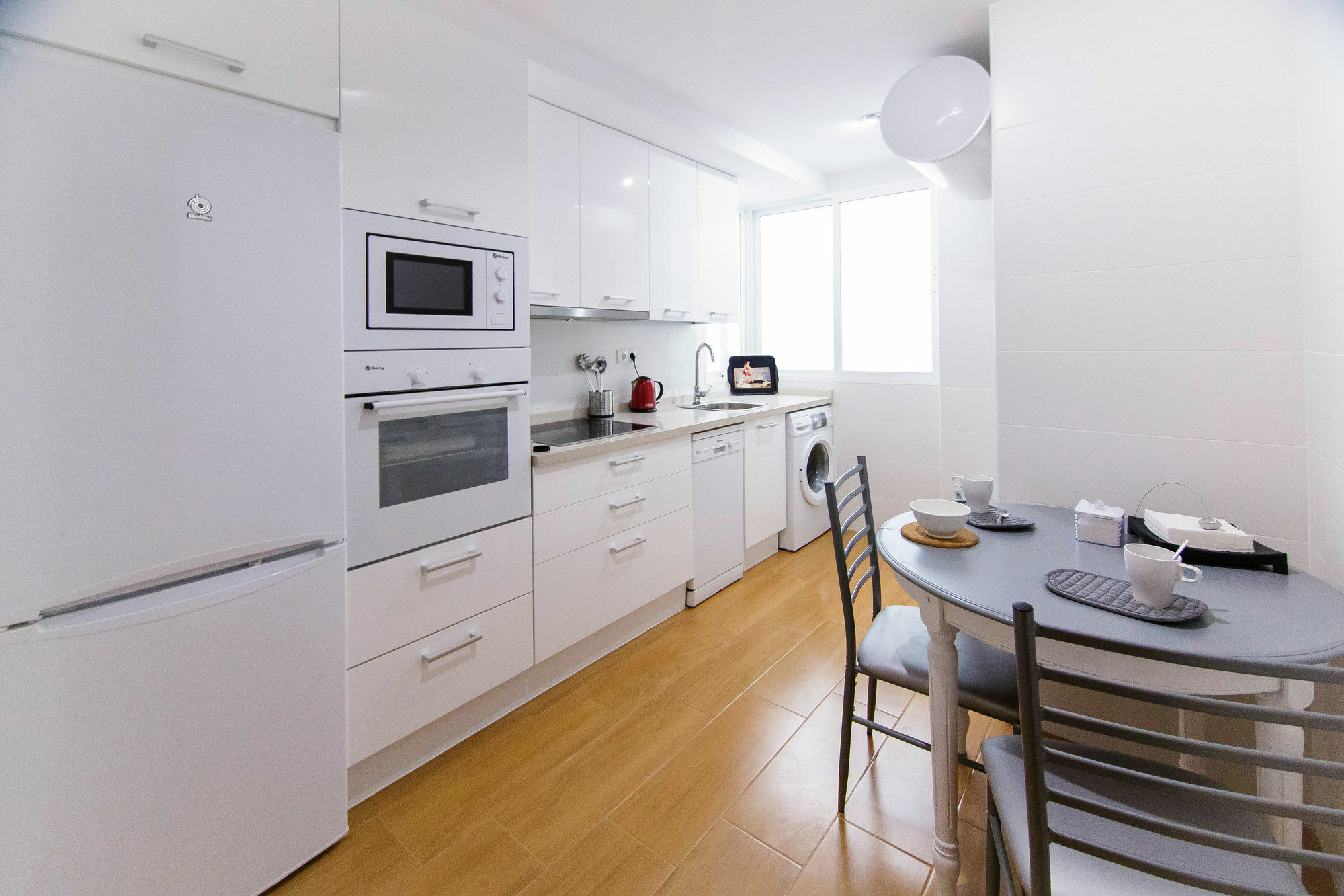 Sea & Wave Don Cristian Apartment Malaga Bagian luar foto